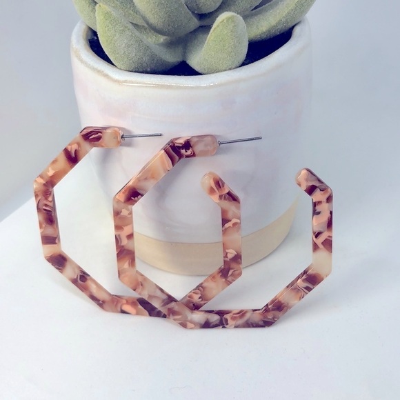 Tortoise Shell Hexagon Hoop Earrings Post Back Lightweight NWOT - Picture 1 of 3